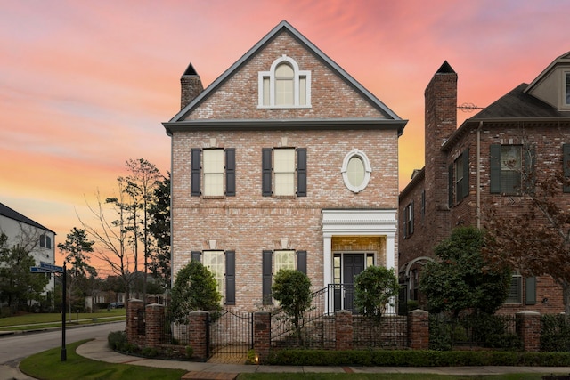 view of front of property