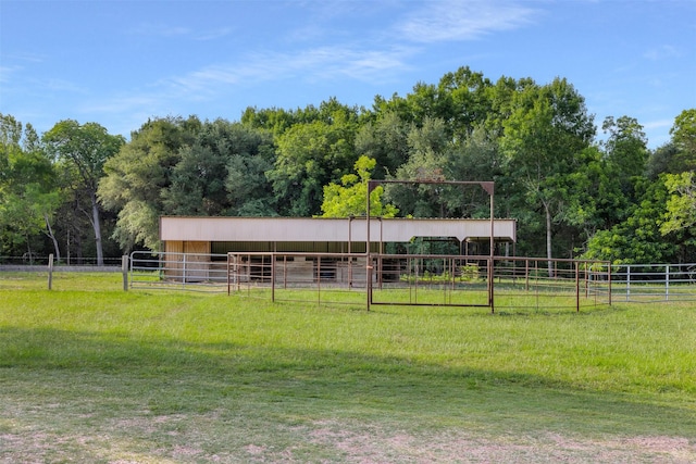 505 N Live Oak St, Round Top, TX 78954