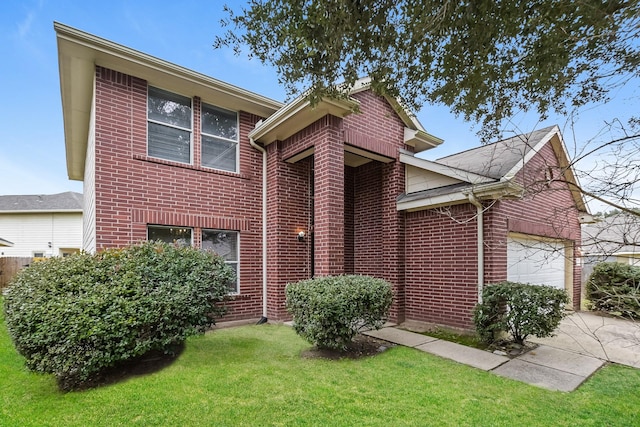 view of front facade with a front yard