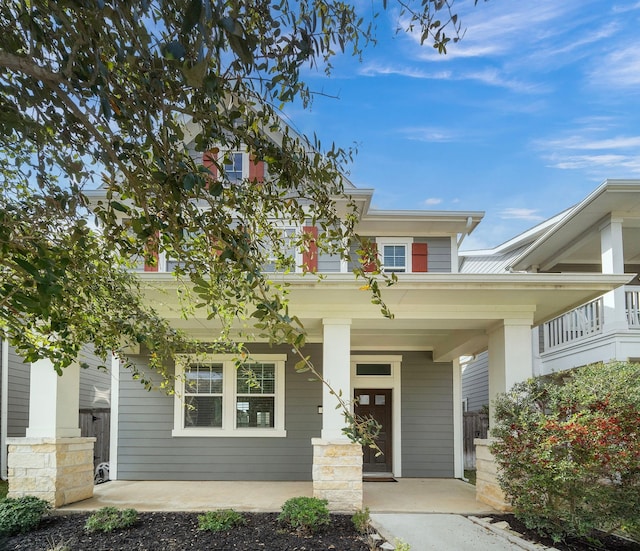 view of front of home with covered porch