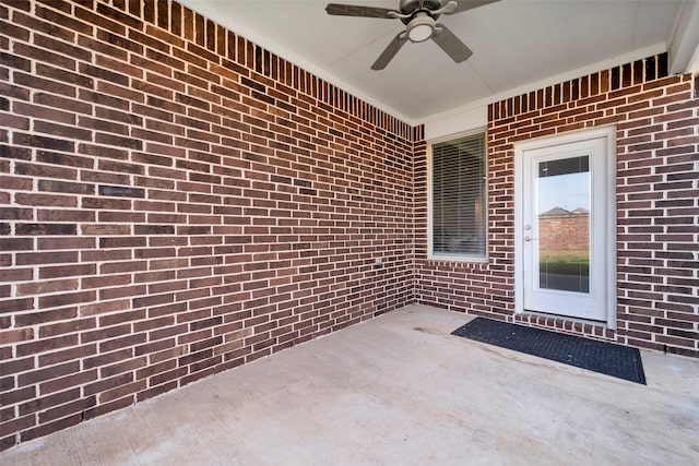 view of patio with ceiling fan