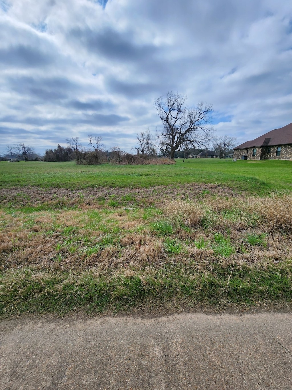 1549 Quarter Horse Trl, Angleton, TX 77515 - photo 3