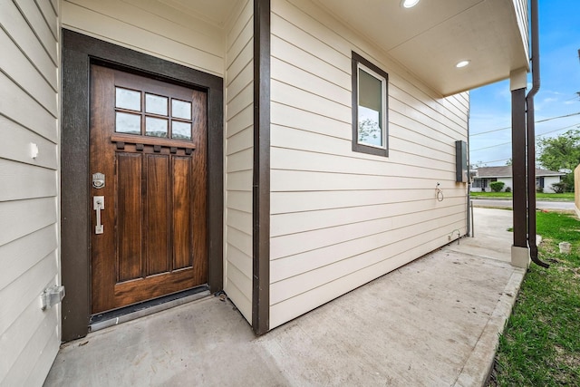 view of property entrance