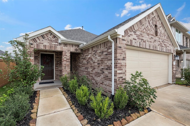 view of front facade with a garage