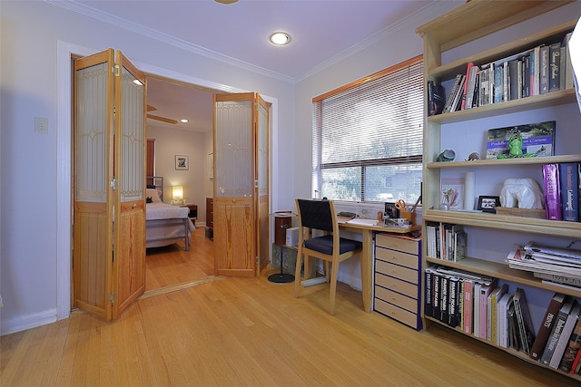 home office with recessed lighting, baseboards, crown molding, and hardwood / wood-style floors