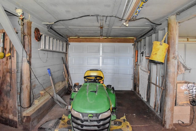 29331 County Rd 25, Damon, TX 77430 - view of garage