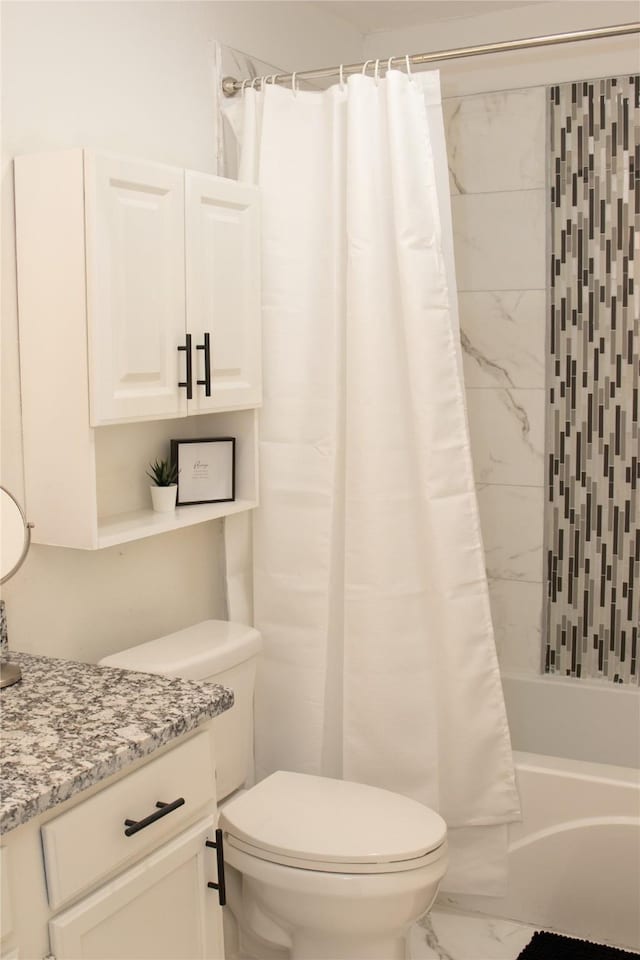 full bathroom with shower / bathtub combination with curtain, vanity, and toilet