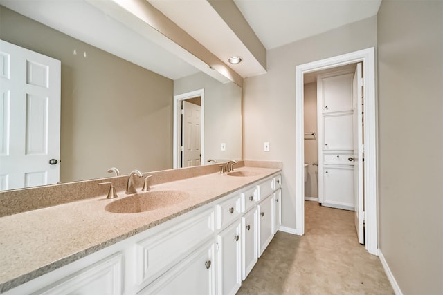 bathroom with vanity