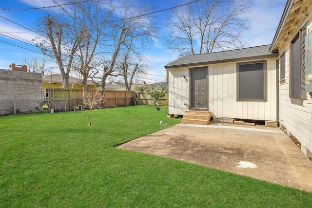 view of yard with a patio