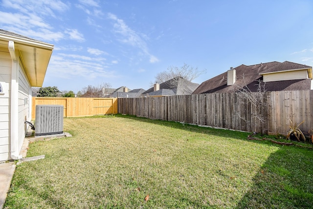 view of yard with cooling unit