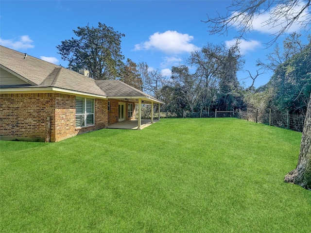 view of yard featuring a patio area