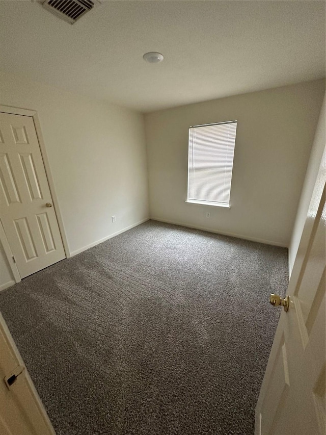 empty room with carpet