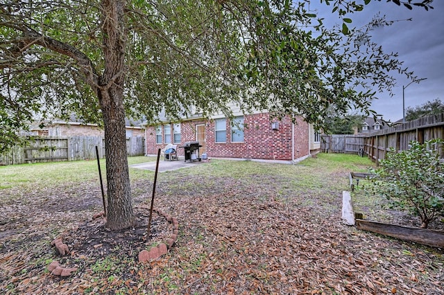 view of yard with a patio