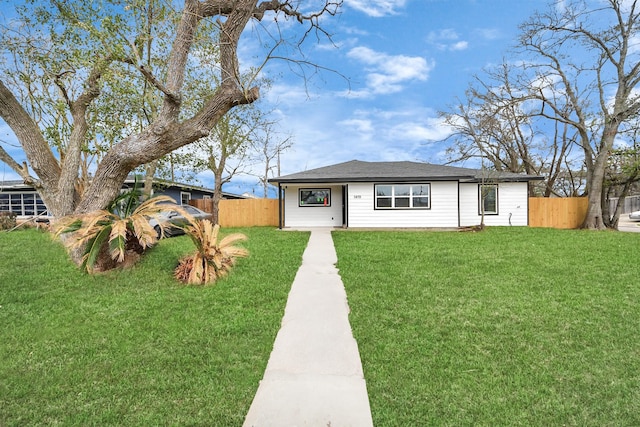 5879 Belcrest St, Houston, TX 77033 - view of front of property