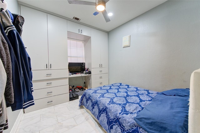 bedroom with ceiling fan