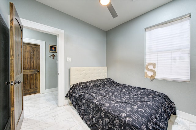 bedroom with ceiling fan