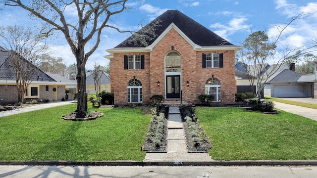 view of front of house with a front yard