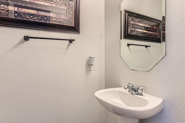 bathroom with sink