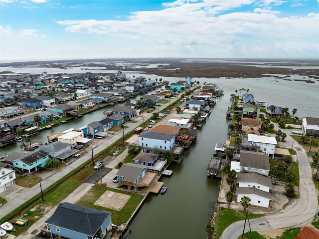 103 Bayou Vista Dr, Hitchcock, TX 77563
