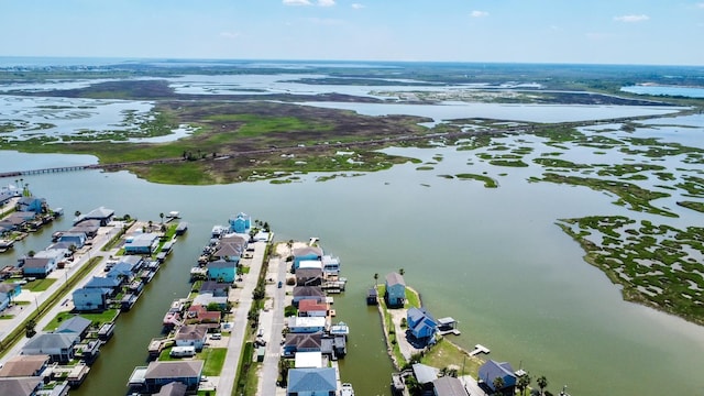 103 Bayou Vista Dr, Hitchcock, TX 77563