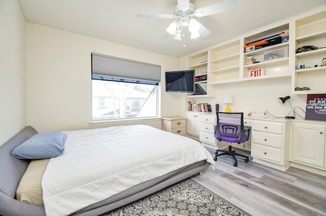 bedroom featuring light hardwood / wood-style floors and ceiling fan