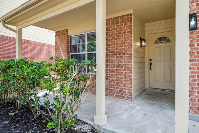 view of property entrance