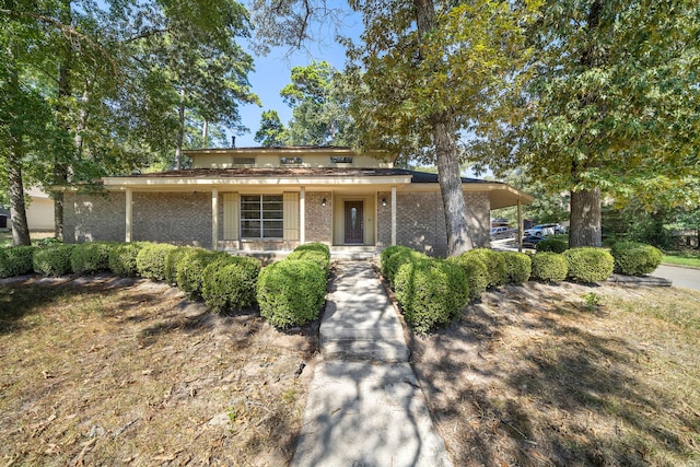 view of front of property with brick siding