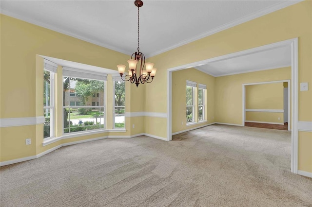 unfurnished room with baseboards, carpet, ornamental molding, and a notable chandelier