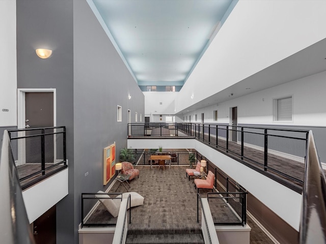 balcony featuring an outdoor hangout area