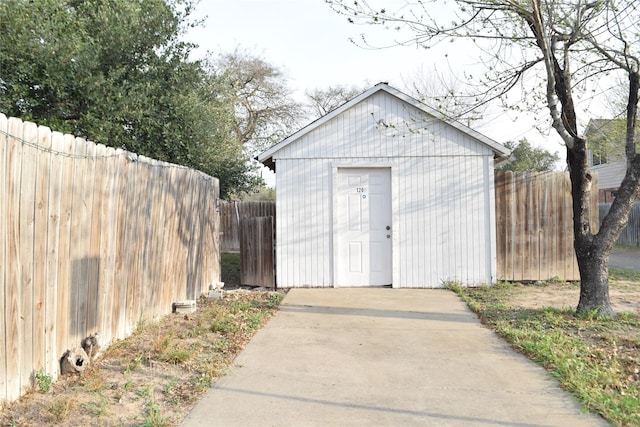 view of outbuilding