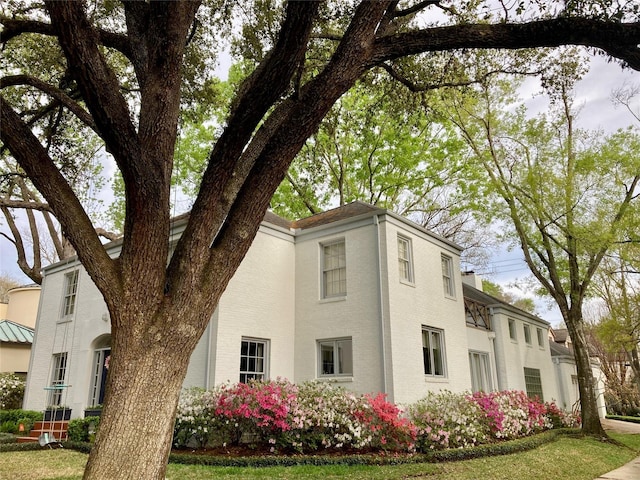 view of side of home