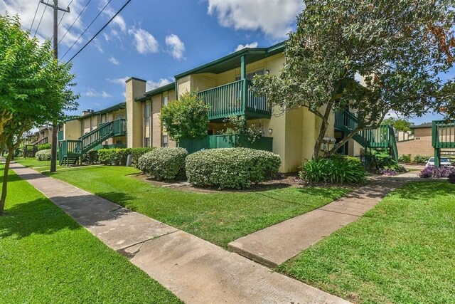 1516 Bay Area Blvd Unit S6, B9, E7, S11, K15, K3, Houston, TX 77058 - view of building exterior with stairs