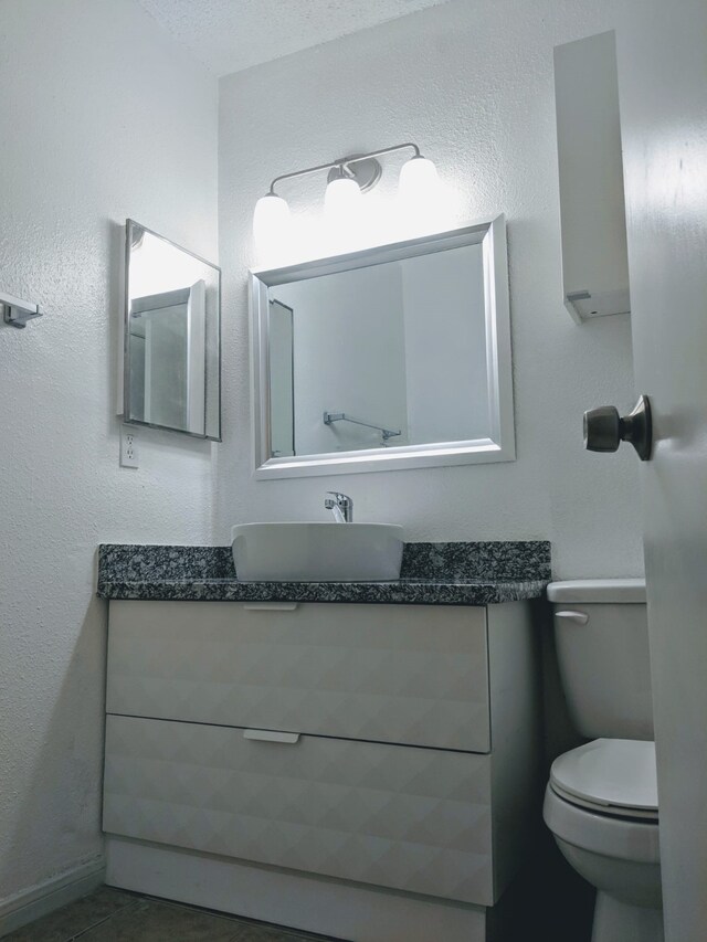 1516 Bay Area Blvd Unit S6, B9, E7, S11, K15, K3, Houston, TX 77058 - half bathroom with toilet and vanity