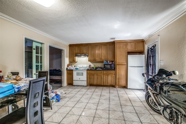 kitchen featuring crown molding, white electric range, a textured ceiling, and refrigerator