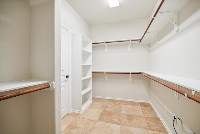 view of spacious closet