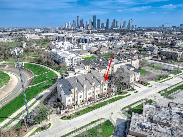 bird's eye view with a view of city
