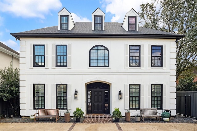 view of front of property with covered porch