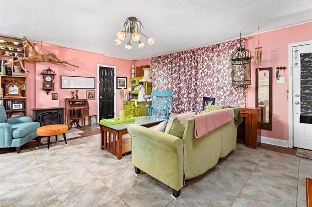 living room featuring an inviting chandelier