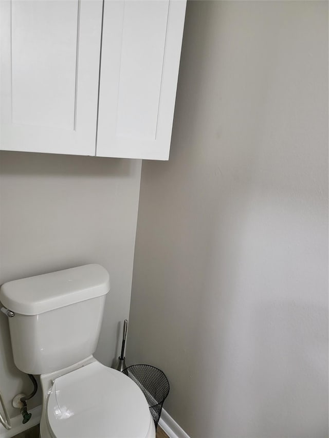 bathroom featuring toilet