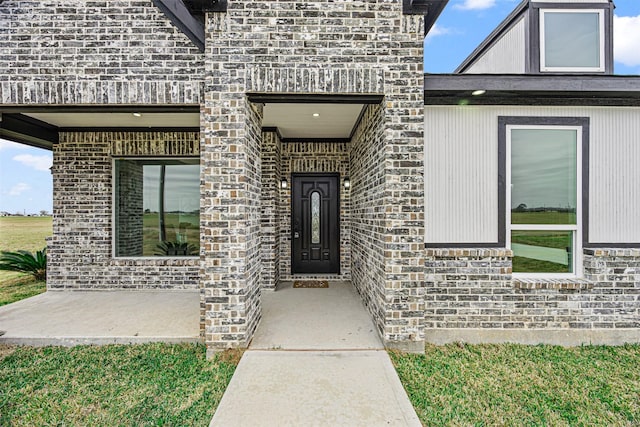 view of property entrance