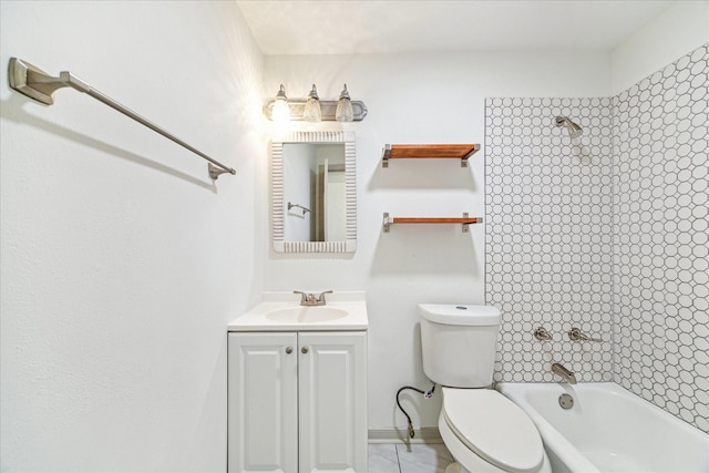 full bathroom with toilet, vanity, and tiled shower / bath combo