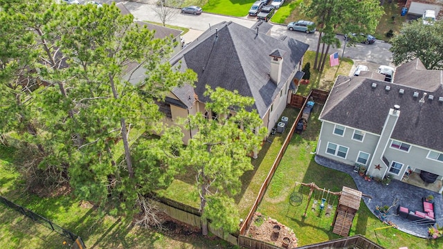 birds eye view of property featuring a residential view