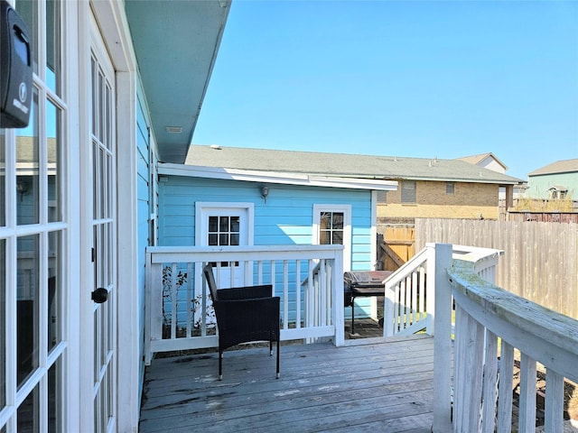 deck featuring fence