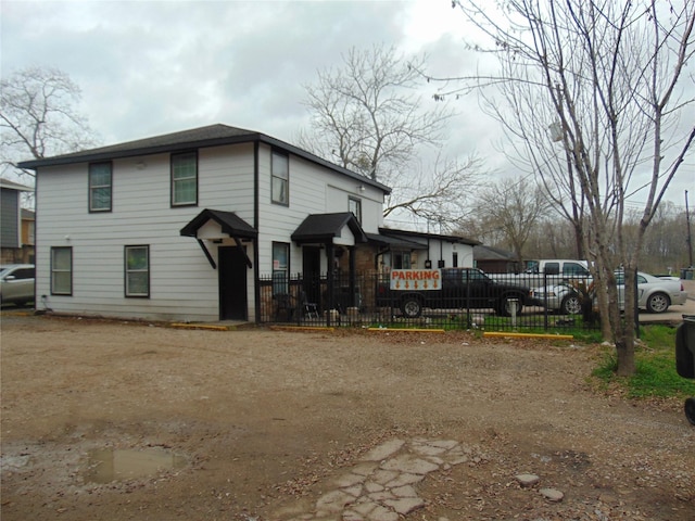 view of front of property