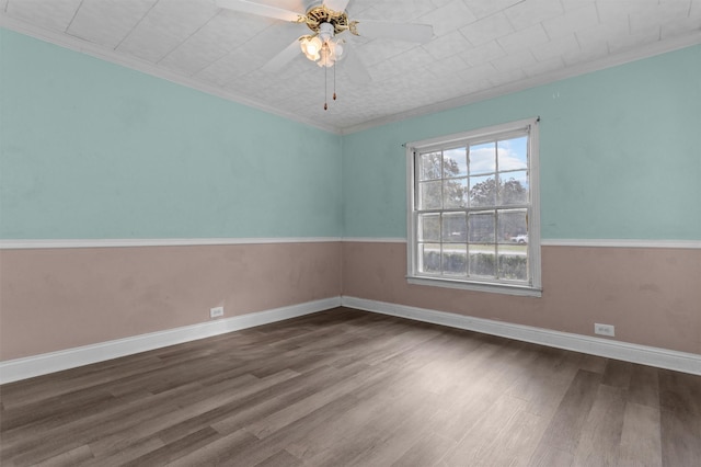 unfurnished room featuring ceiling fan and wood-type flooring