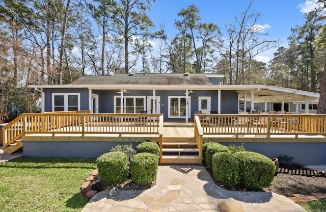 view of front of property featuring a deck