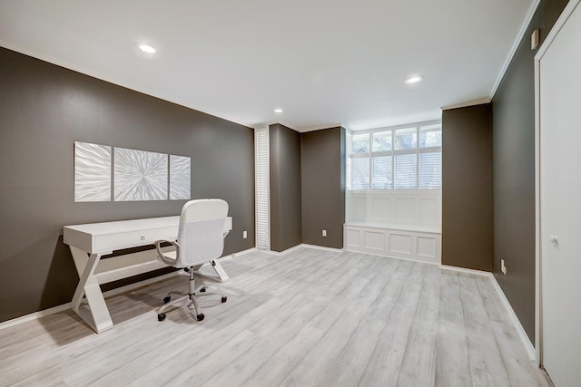 office featuring crown molding, recessed lighting, baseboards, and light wood-style floors