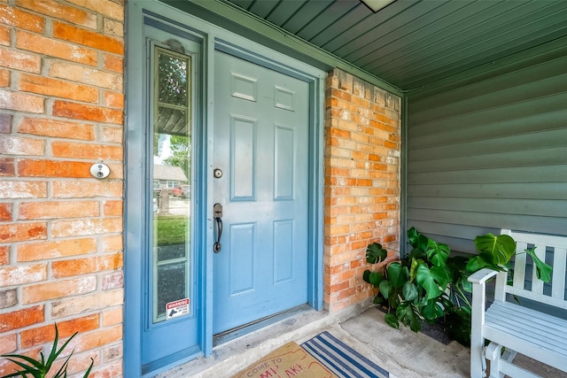 view of property entrance