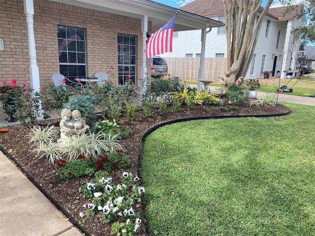 view of yard featuring fence