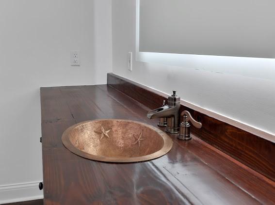 interior details featuring sink